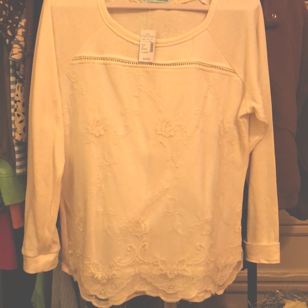 Maurice’s cream colored women’s tunic with lace overlay